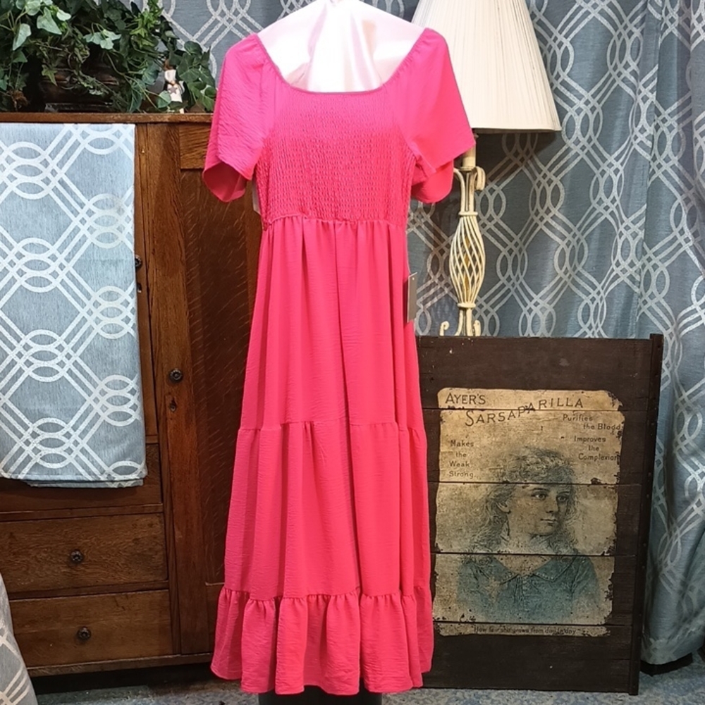 Elegant Pink Women's Dress